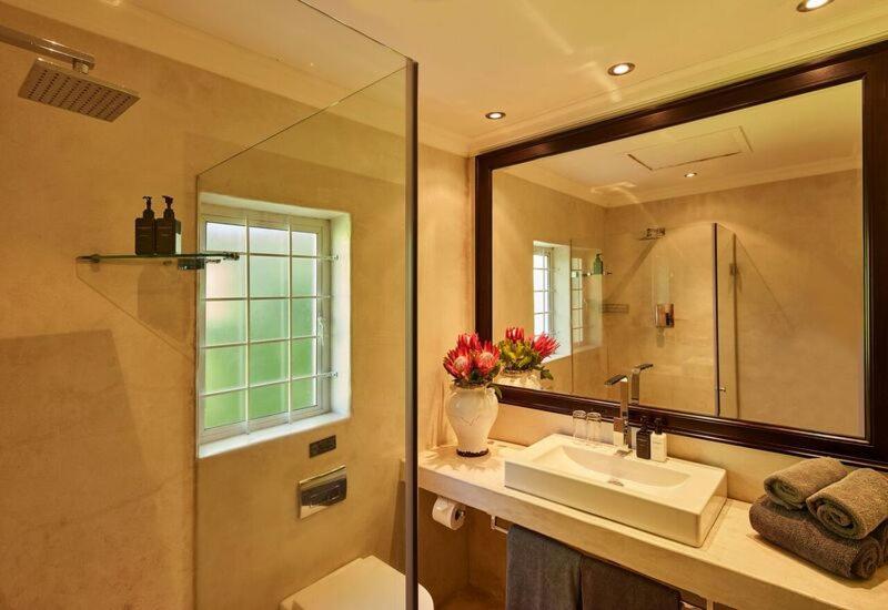 Molenvliet Vineyards Hotel Stellenbosch Ngoại thất bức ảnh
